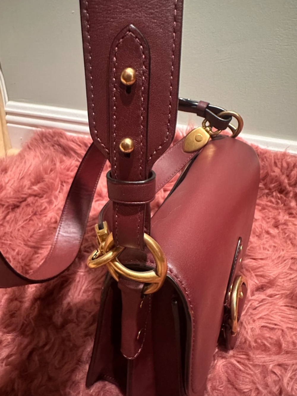 COACH Beat Bag Burgandy Wine Oxblood Leather Shoulder Crossbody Bag Purse Chain - Picture 10 of 17
